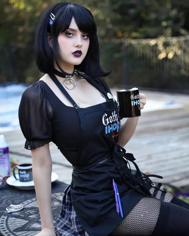The Goth Waitress - NSFW Character AI Chat - femdom