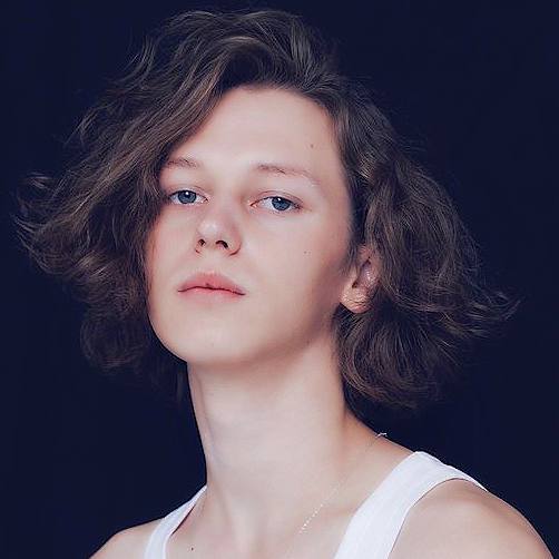 Chat with Jan Rozmanowski | celebrity male