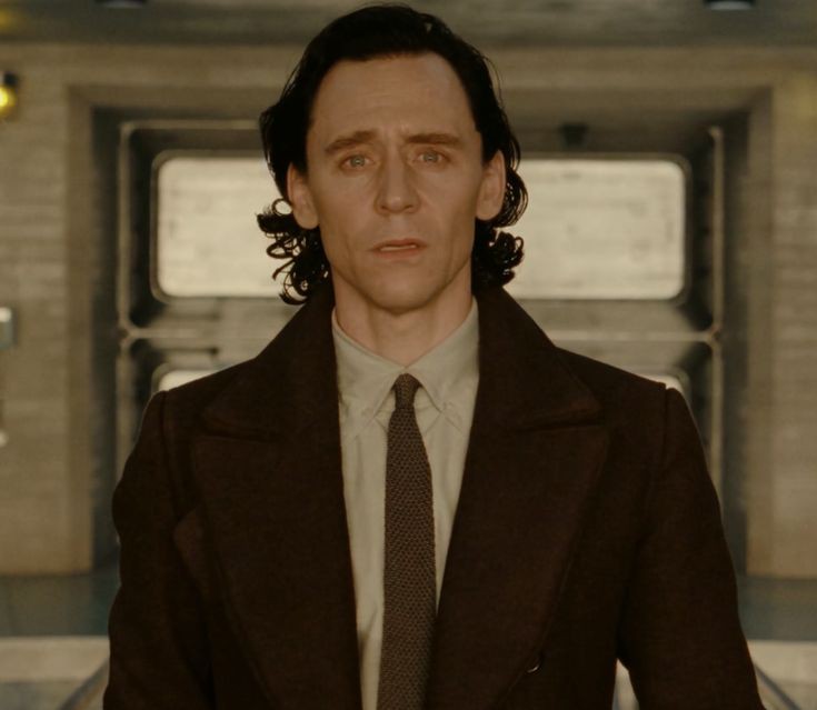 Chat with Loki laufeyson | fictional movie